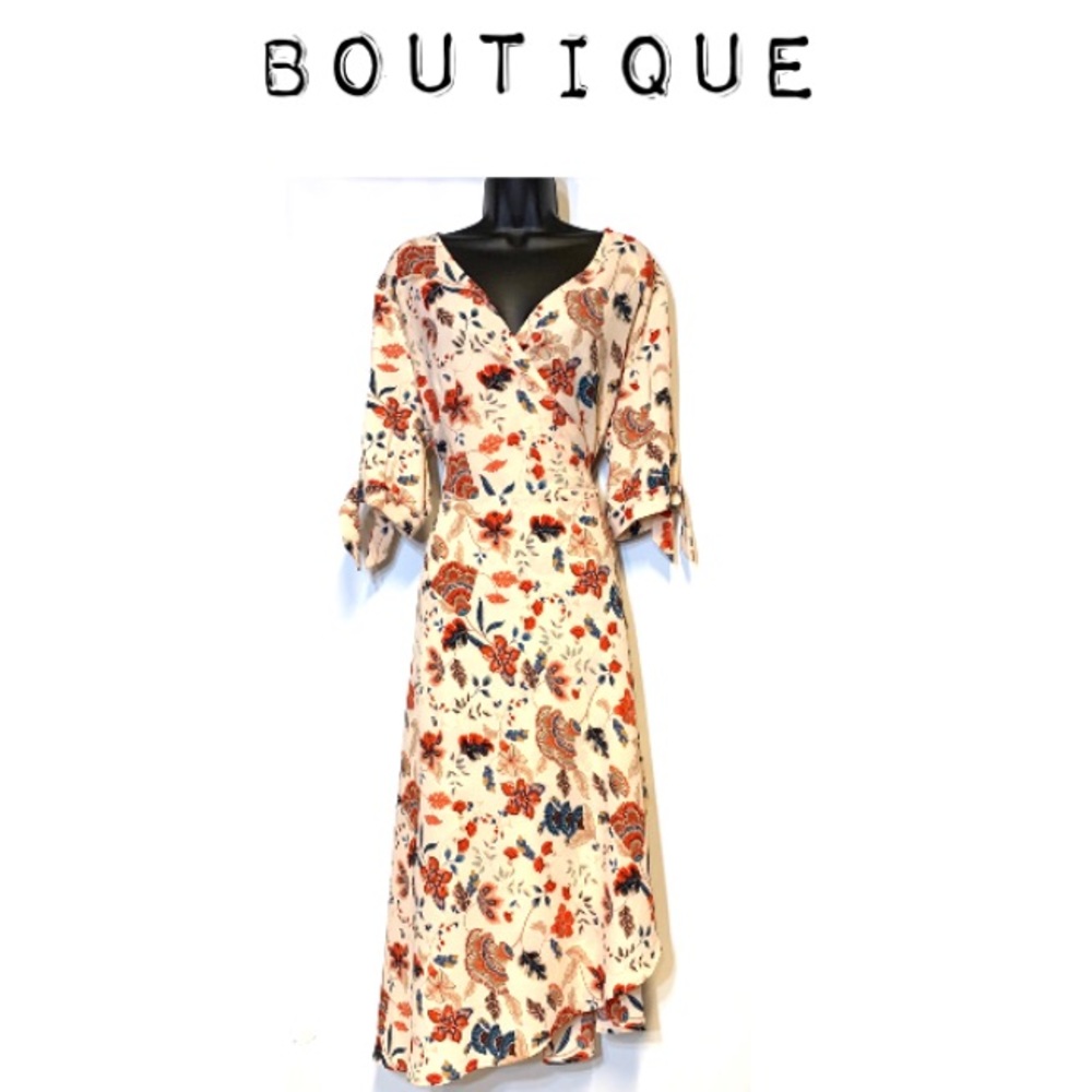 ☀️3/$25 Boutique Boho Floral Wrap Dress